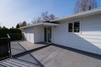 Basement Recreation Room Photo of 17396 62a Avenue, Surrey, BC