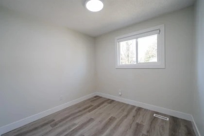 Bedroom 3 Photo of 17396 62a Avenue, Surrey, BC