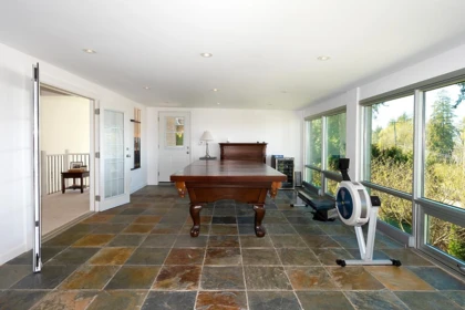 Hallway Photo of 2842 Bayview Street, Surrey, BC