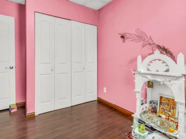 Walk-In Closet Photo of 12665 88 Avenue, Surrey, BC