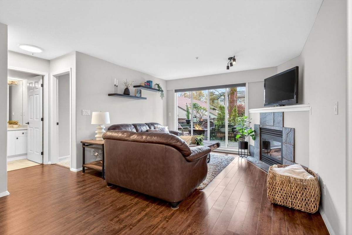 Living Room Photo of 104 11960 Harris Road, Pitt Meadows, BC