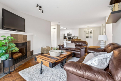 Breakfast Nook Photo of 104 11960 Harris Road, Pitt Meadows, BC