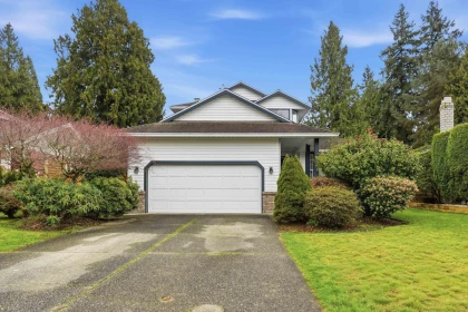 Hot Tub / Spa Photo of 12316 Southpark Crescent, Surrey, BC