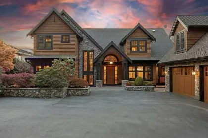 2737 Crescent Drive, Surrey, BC, Surrey — Single Family Residence for sale