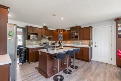 2046 Majestic Crescent, Abbotsford, BC, Abbotsford — Single Family Residence for sale