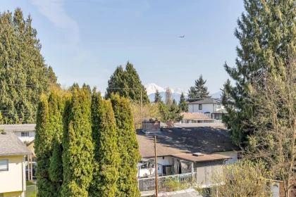 Outdoor Kitchen Photo of 2046 Majestic Crescent, Abbotsford, BC