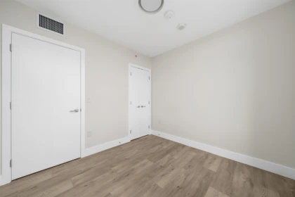 Entry Foyer Photo of 2502 10428 Whalley Boulevard, Surrey, BC