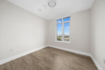 Hallway Photo of 2502 10428 Whalley Boulevard, Surrey, BC