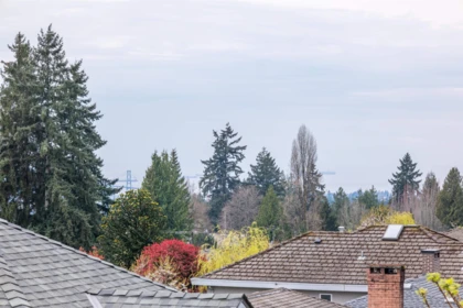 Outdoor Deck Photo of 104 105 W Kings Road, North Vancouver, BC