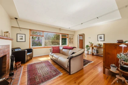 818 E 6th Street, North Vancouver, BC, North Vancouver — Single Family Residence for sale
