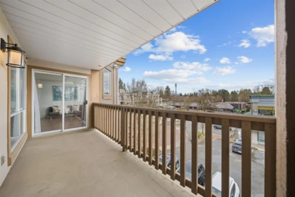 Basement Recreation Room Photo of 307 19131 Ford Road, Pitt Meadows, BC