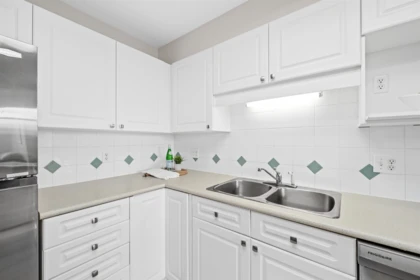 Pantry Photo of 307 19131 Ford Road, Pitt Meadows, BC