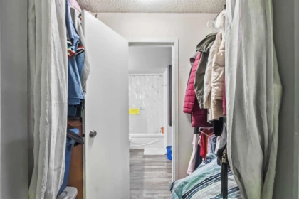 Mudroom Photo of 214 1760 Southmere Crescent Crescent, Surrey, BC