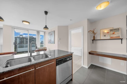 Entry Foyer Photo of 1506 4888 Brentwood Drive, Burnaby, BC