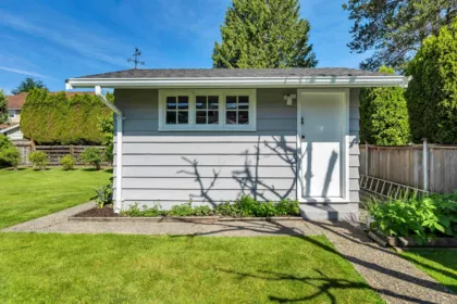 Front Yard Photo of 5233 Westminster Avenue, Delta, BC