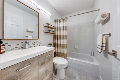 Mudroom Photo of 127 2998 Robson Drive, Coquitlam, BC