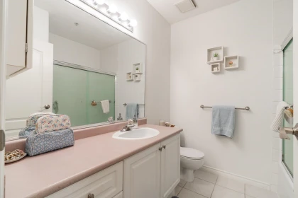 Hot Tub / Spa Photo of 2 915 Fort Fraser Rise, Port Coquitlam, BC