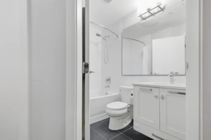 Entry Foyer Photo of 206 15388 105 Avenue, Surrey, BC
