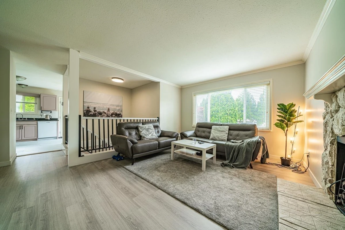 Dining Area Photo of 12208 Mctavish Place, Maple Ridge, BC