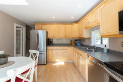 Primary Bedroom Photo of 1884 Bluff Way, Coquitlam, BC