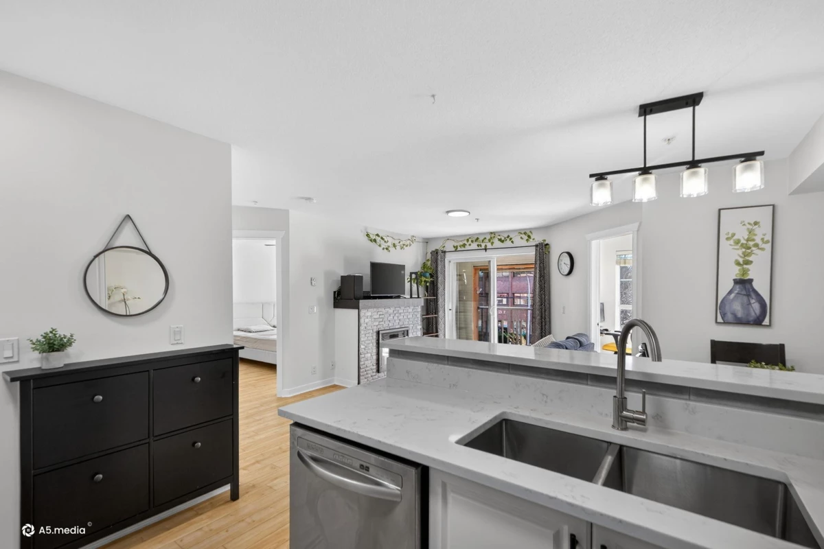 Dining Area Photo of 315 6960 120 Street, Surrey, BC