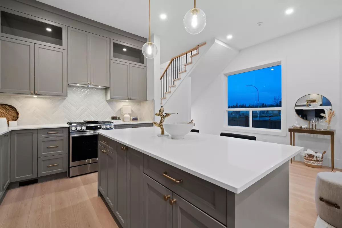 Family Room Photo of 101 16594 22 Avenue, Surrey, BC