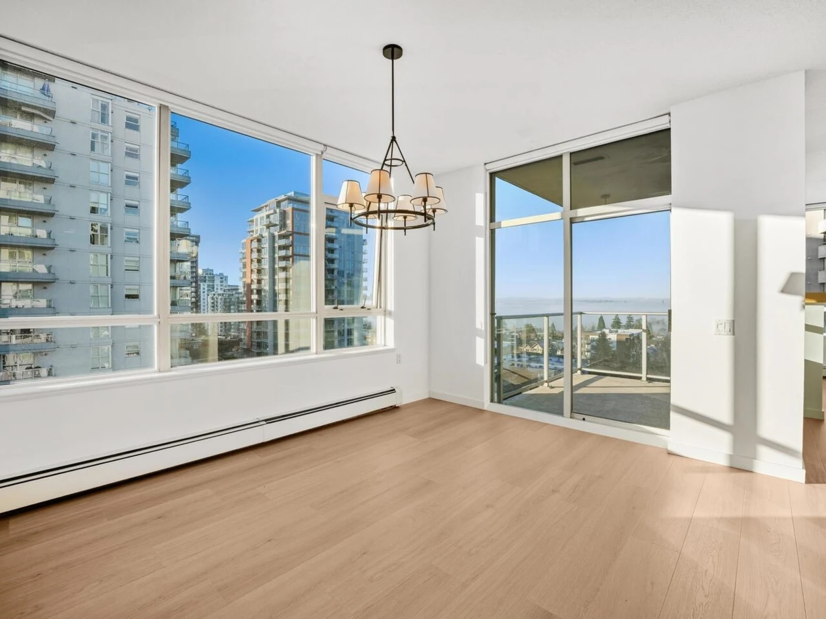 Dining Area Photo of 801 120 W 16 Street, North Vancouver, BC