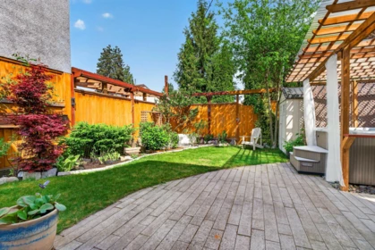 Front Yard Photo of 891 Pinebrook Place, Coquitlam, BC