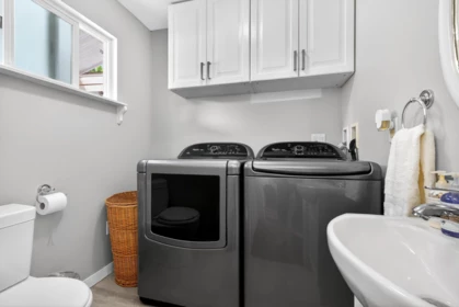 Hallway Photo of 891 Pinebrook Place, Coquitlam, BC