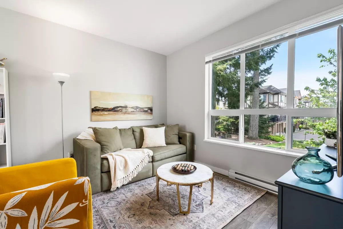 Family Room Photo of 48 7848 209 Street, Langley, BC