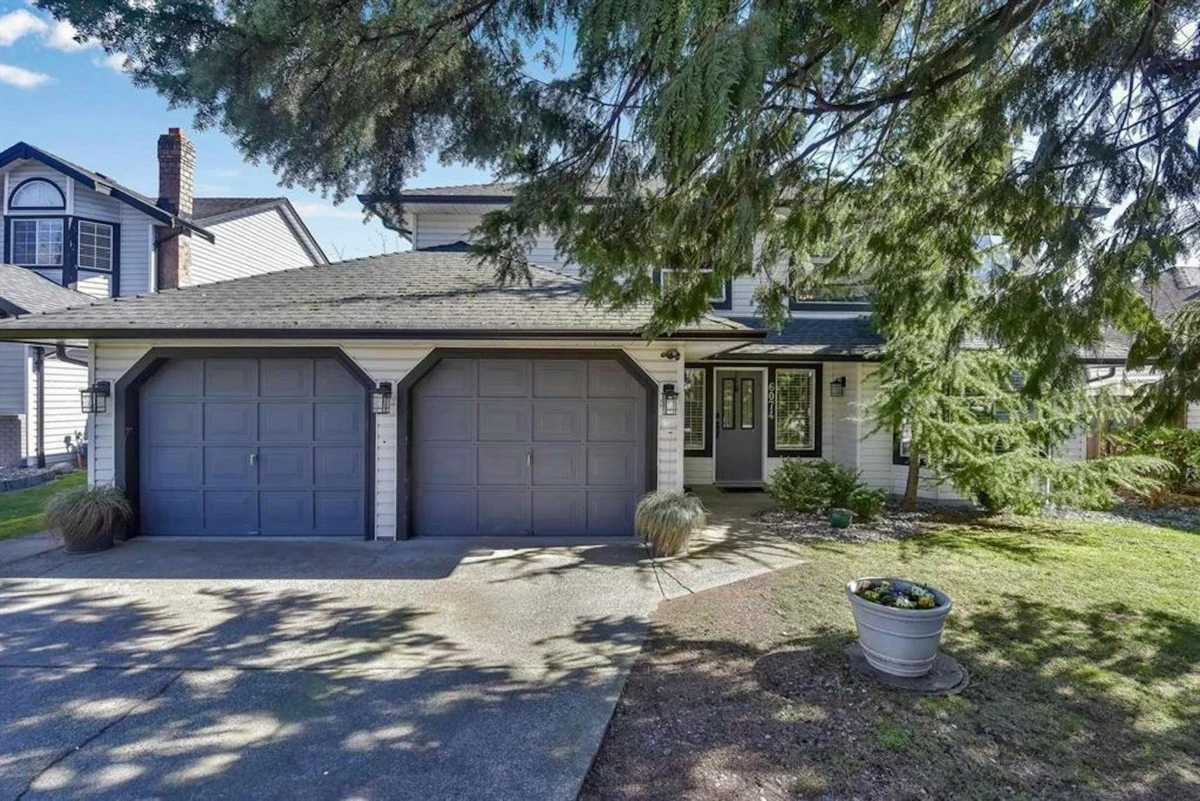 Living Room Photo of 6074 188 Street, Surrey, BC