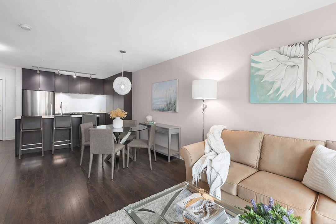 Dining Area Photo of 301 1673 Lloyd Avenue, North Vancouver, BC