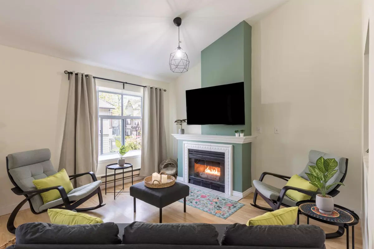Family Room Photo of 90 12099 237th Street, Maple Ridge, BC
