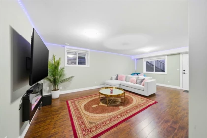 Hallway Photo of 6060 145a Street, Surrey, BC