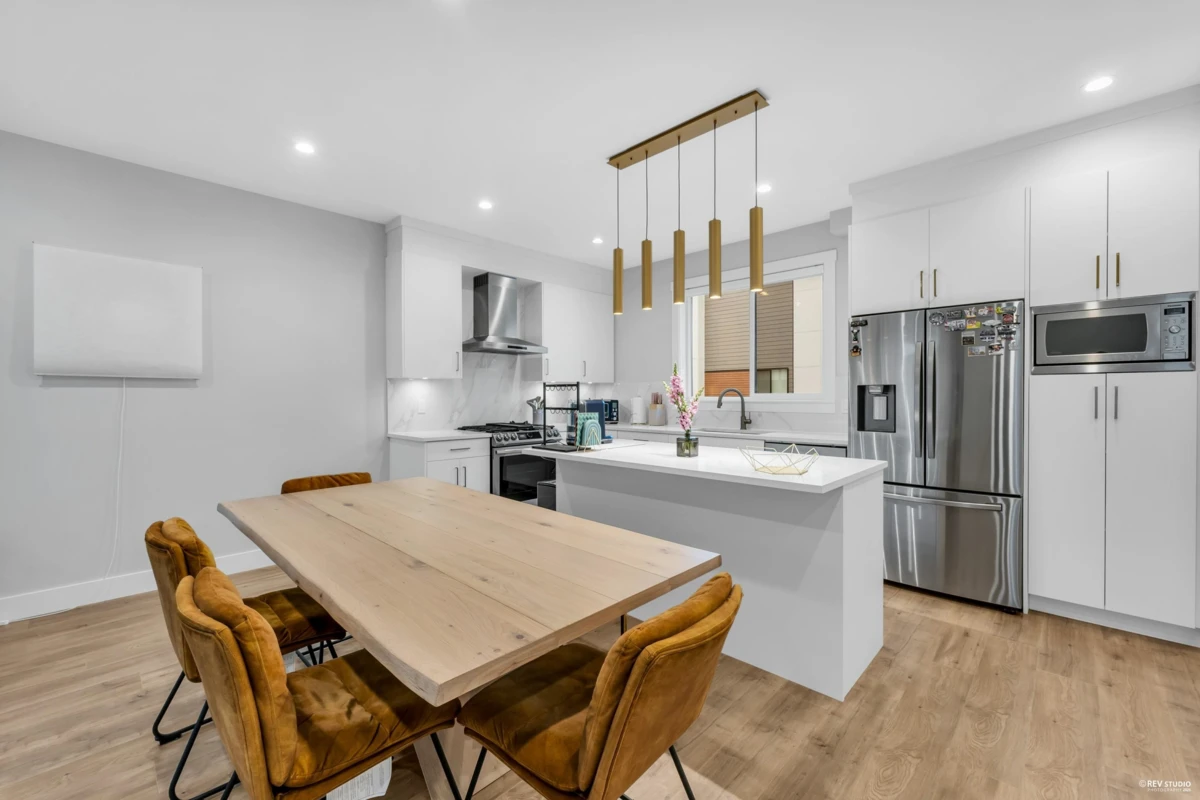 Family Room Photo of 48 1639 162 Street, Surrey, BC