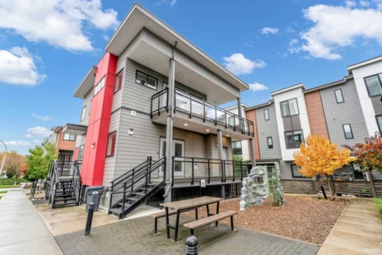 Hallway Photo of 48 1639 162 Street, Surrey, BC