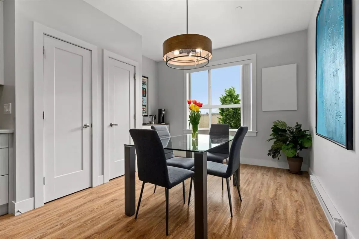Living Room Photo of 31 45615 Tamihi Way, Chilliwack, BC