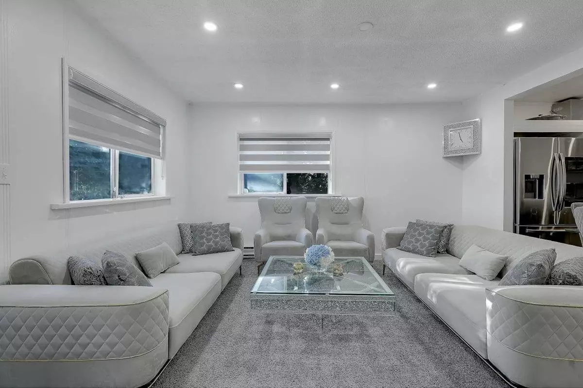 Dining Area Photo of 7822 Willard Street, Burnaby, BC