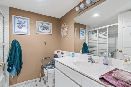 Laundry Room Photo of 1 8533 Broadway Road, Chilliwack, BC