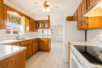 Kitchen Photo of 3926 Kaslo Street, Vancouver, BC