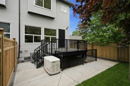 Outdoor Deck Photo of 1 12863 Marine Drive, Surrey, BC