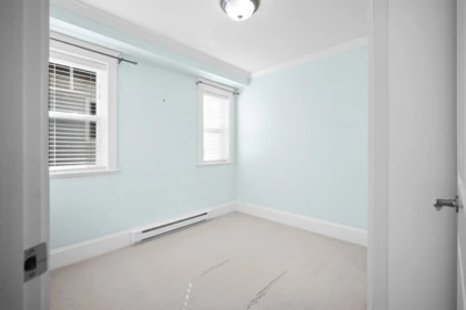 Entry Foyer Photo of 2412 St. Catherines Street, Vancouver, BC