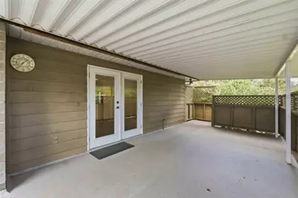 Front Yard Photo of 21260 Douglas Avenue, Maple Ridge, BC