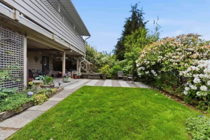 Swimming Pool Photo of 21260 Douglas Avenue, Maple Ridge, BC