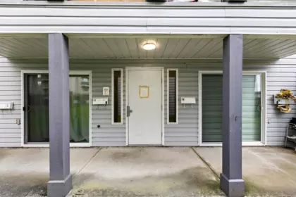 Staircase Photo of 13 46260 Harford Street, Chilliwack, BC