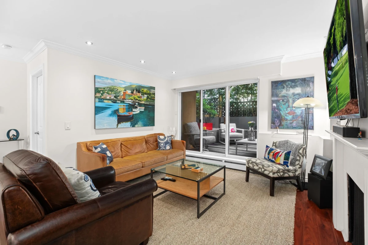 Family Room Photo of 105 1125 Gilford Street, Vancouver, BC