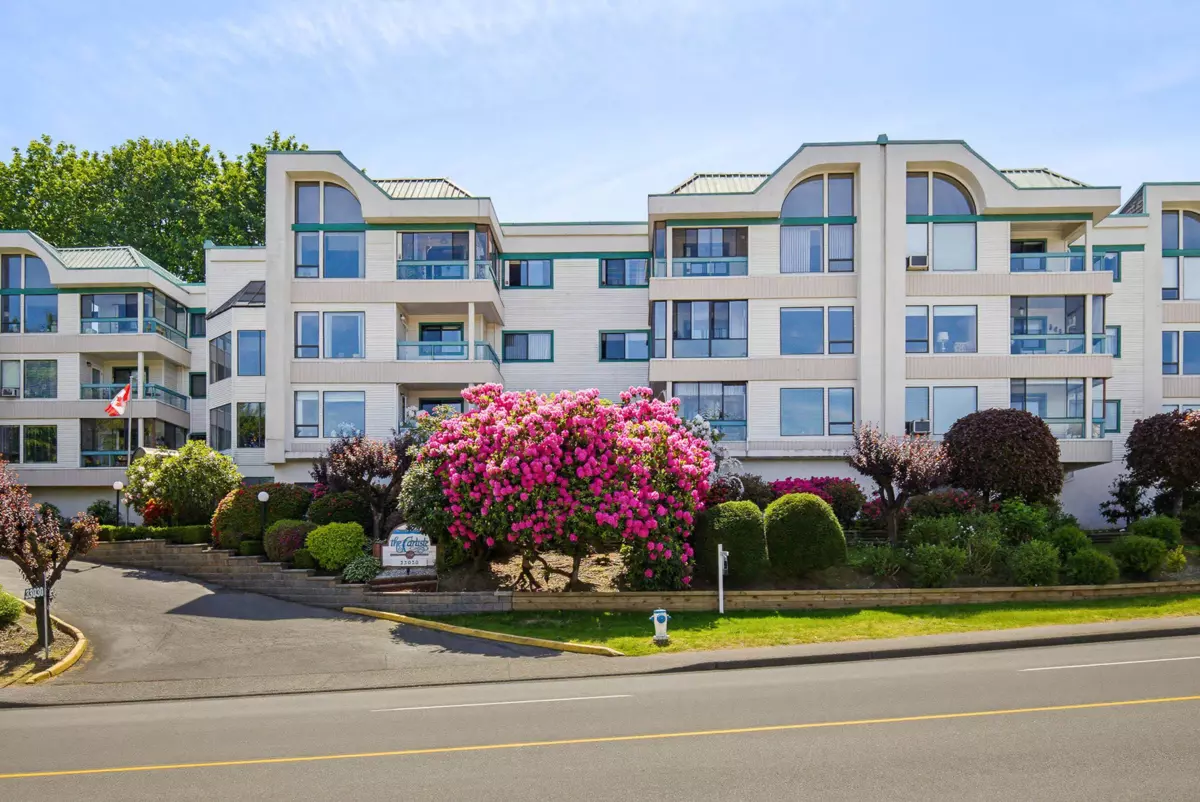 Exterior Rear Photo of 312 33030 George Ferguson Way, Abbotsford, BC
