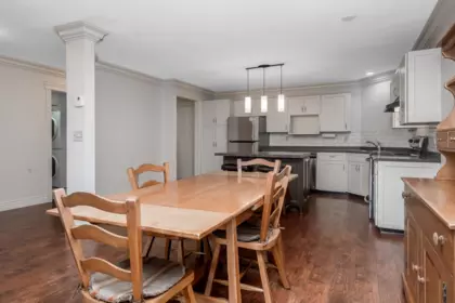 Breakfast Nook Photo of 312 33030 George Ferguson Way, Abbotsford, BC