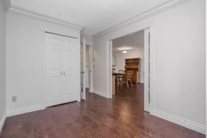 Entry Foyer Photo of 312 33030 George Ferguson Way, Abbotsford, BC