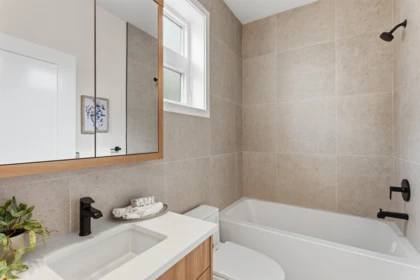 Laundry Room Photo of 1 2258 Napier Street, Vancouver, BC